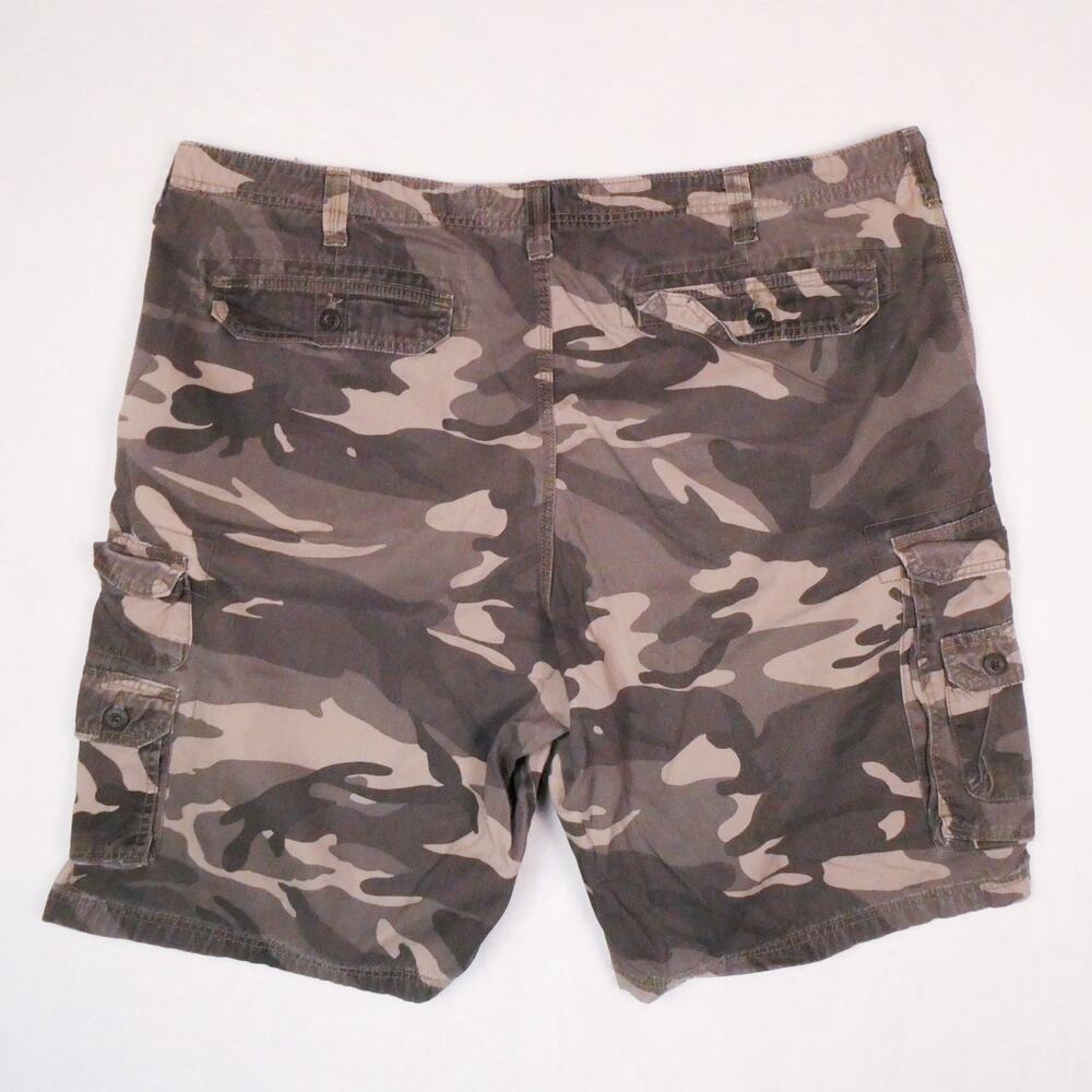 Lee Dungarees Brown Camo Print Cargo Shorts Size 40 Flat Front Punk Skater - Picture 2 of 8